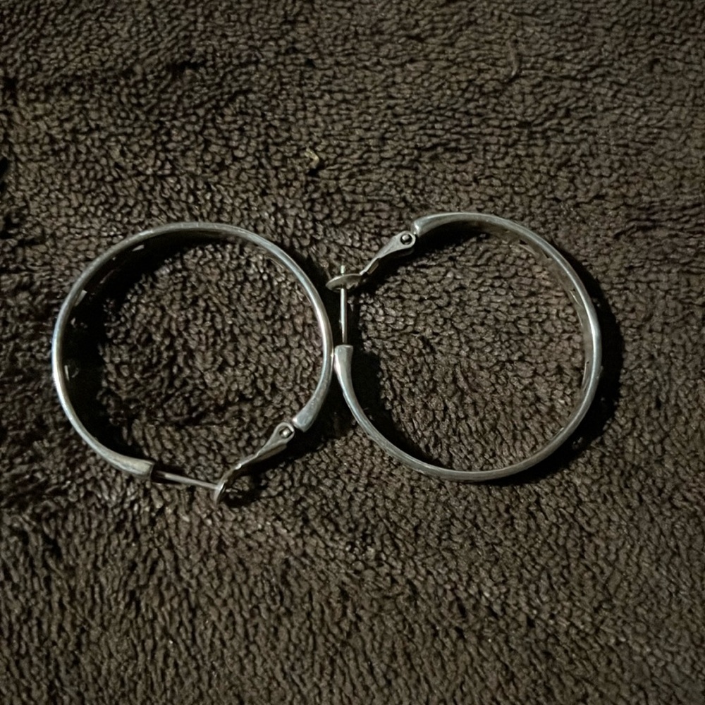 Brighten Contempo Hoops
